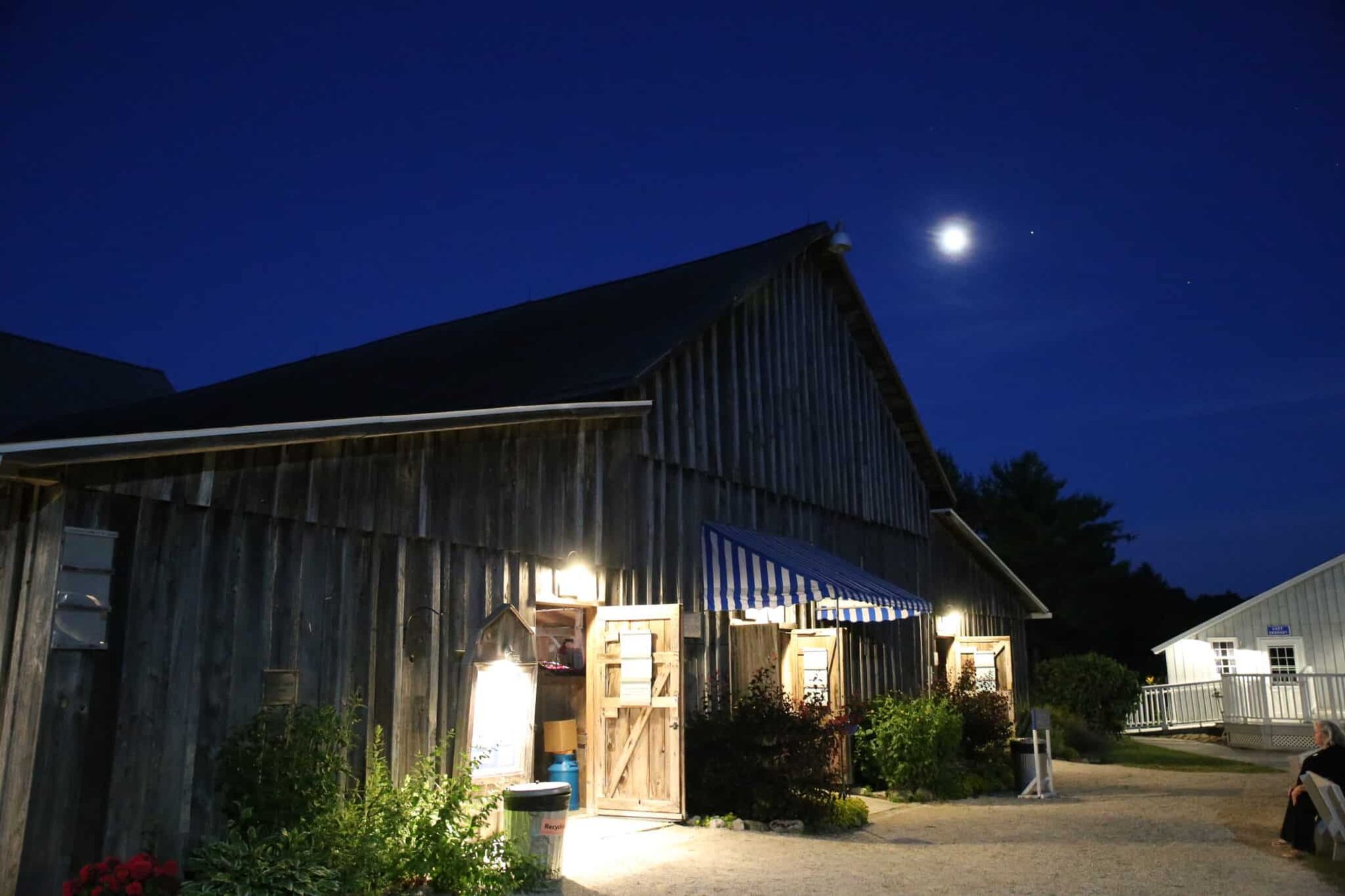 moonlight-barn-2019_07_13_499-scaled